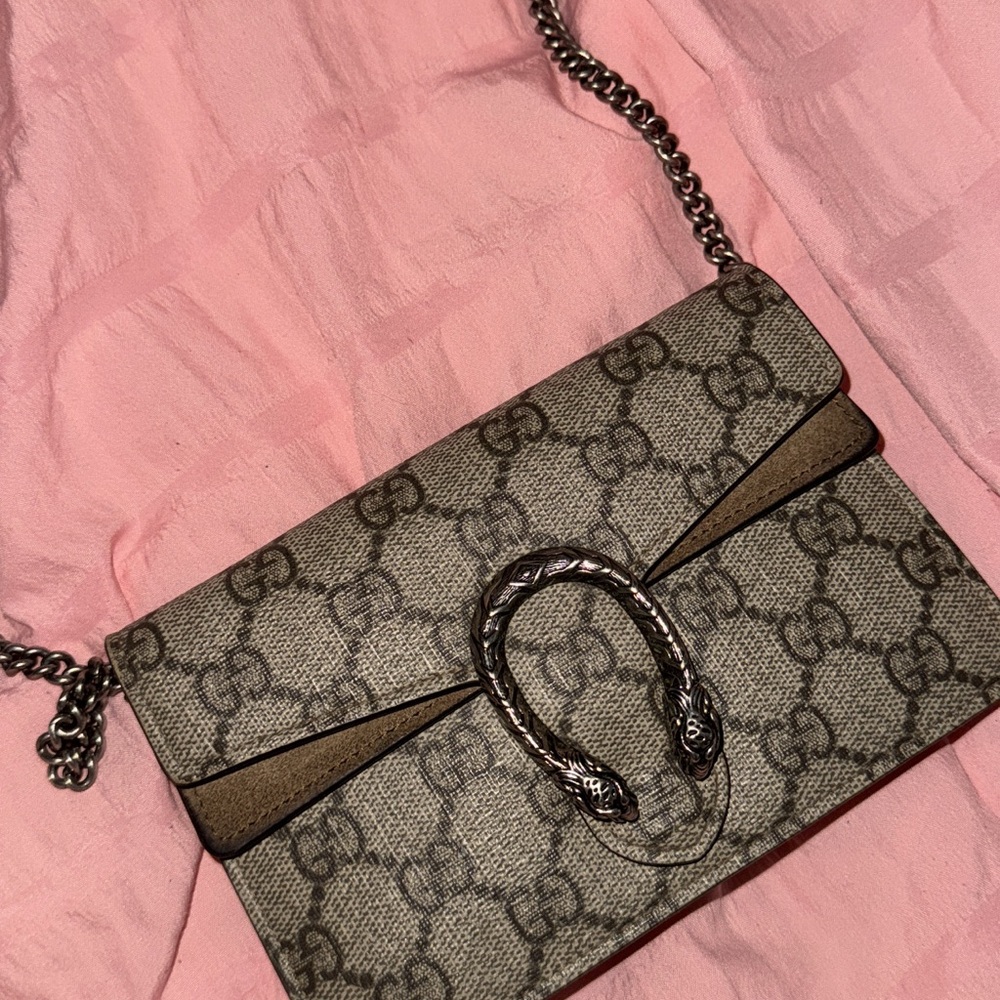 Gucci Cream and Brown Clutch with Iconic Design